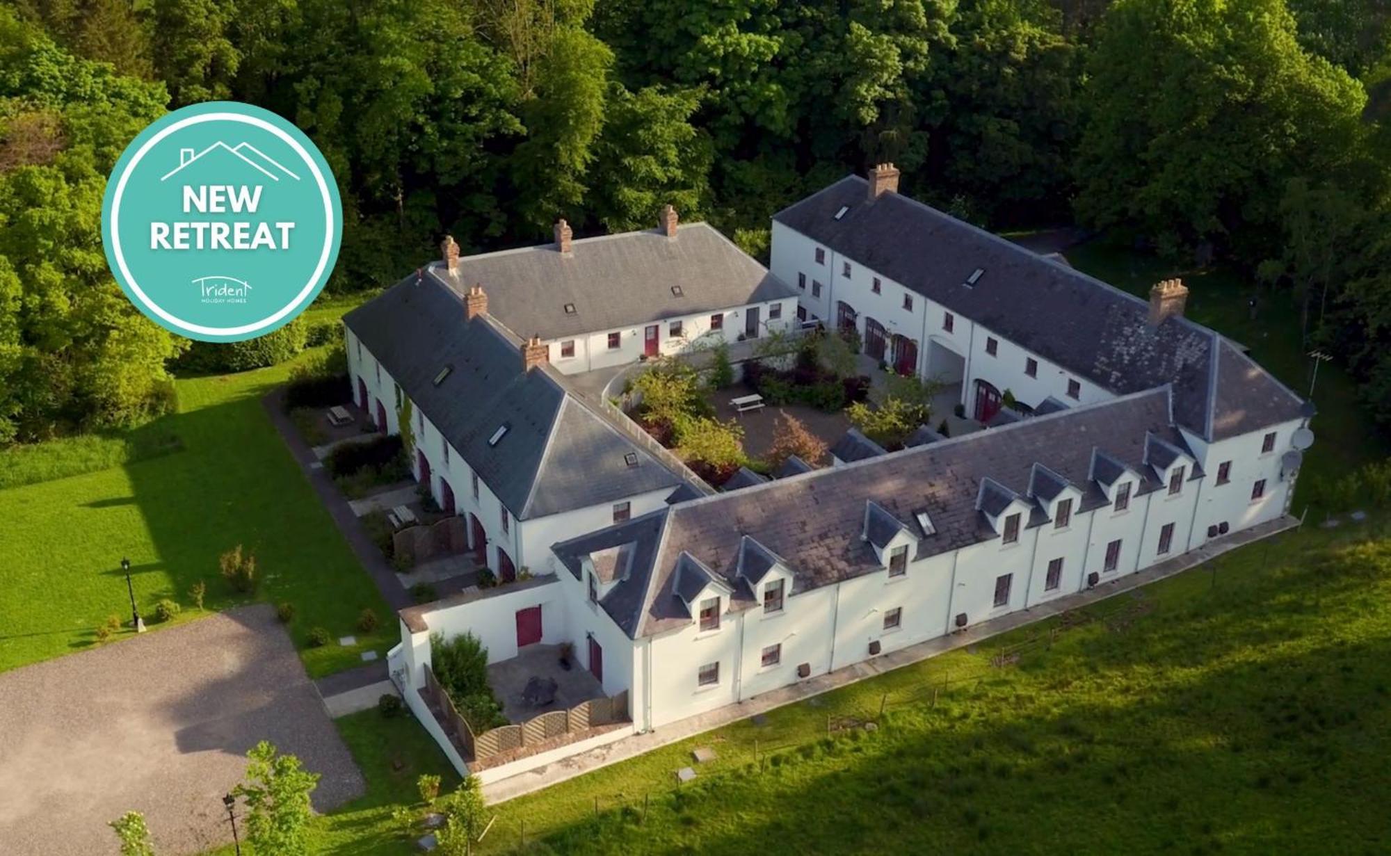 Вилла Old Stable Mews Castle Leslie Glaslough Экстерьер фото